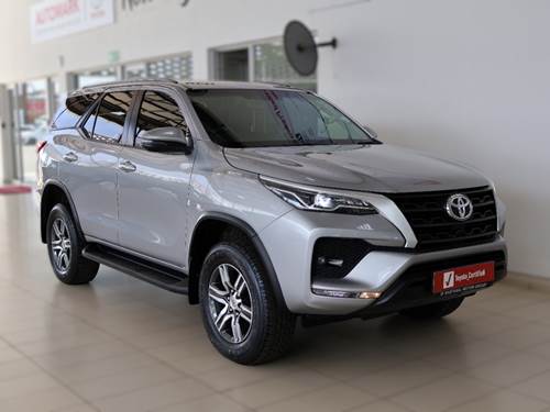 Toyota Fortuner V 2.4 GD-6 Raised Body Auto