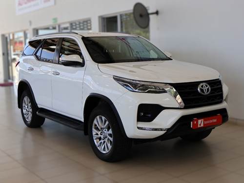 Toyota Fortuner V 2.8 GD-6 Raised Body Auto