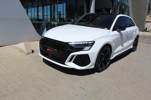 Audi RS3 Quattro S-tronic Hatch