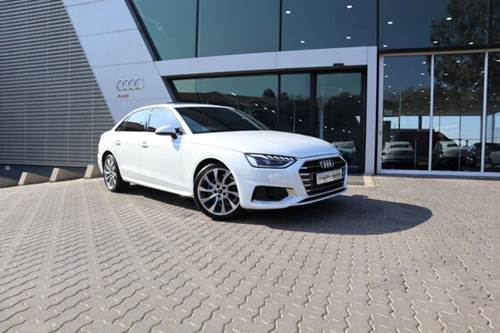 Audi A4 2.0 T FSi Advanced S-Tronic (40 TFSI)