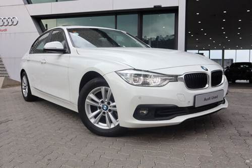 BMW 318i (F30) Auto