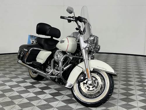 Harley-Davidson Touring Road King Classic Facelift