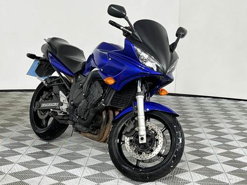 Yamaha FZ6  Fazer