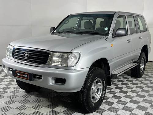 Toyota Land Cruiser 100 GX 4.5 Petrol