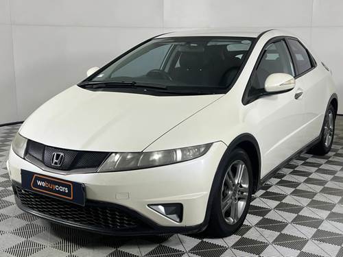 Honda Civic VIII 1.8 EXi