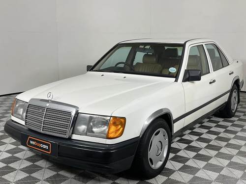 Mercedes Benz 230 E (W 123) A/C