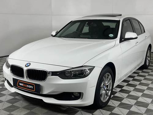 BMW 320i (F30)