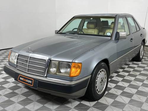 Mercedes Benz 200 E Auto A/C