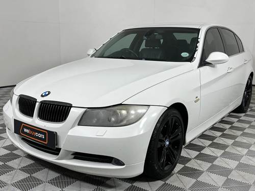 BMW 323i (E90) Auto