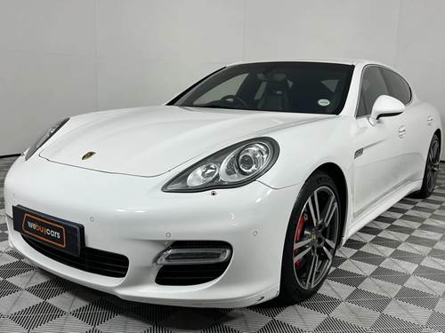 Porsche Panamera Turbo S PDK