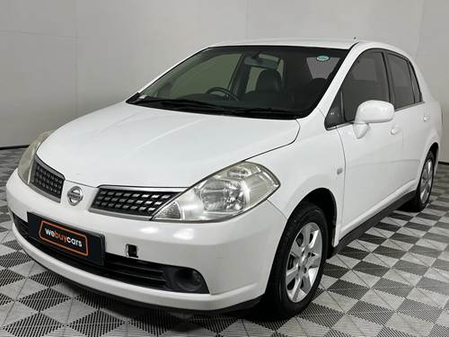 Nissan Tiida 1.8 Acenta Sedan