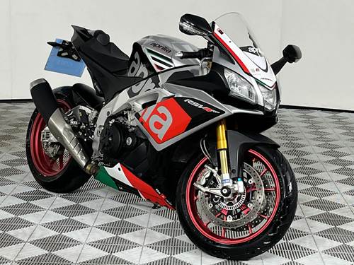 Aprilia RSV4 RR