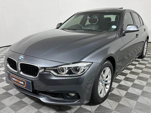 BMW 318i (F30) Auto