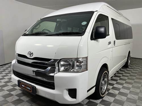 Toyota Quantum HIACE 2.5 D-4D 14 Seat