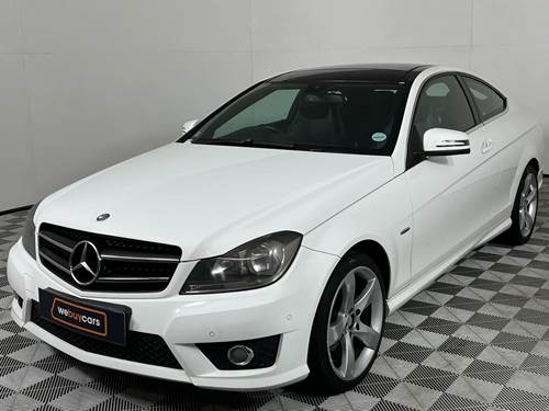 Mercedes Benz C 180 Blue Efficiency Coupe 7G-Tronic Plus