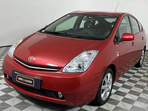 Toyota Prius 1.5 CVT