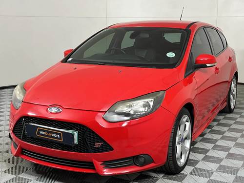 Ford Focus 2.0 GTDi ST1 5 Door