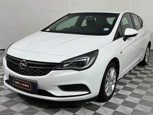 Opel Astra 1.0 T Essentia 5 Door