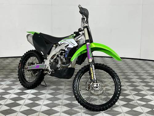 Kawasaki KX 450 E