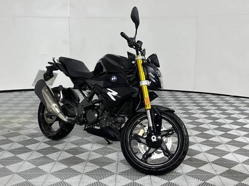 BMW G310 R Cosmic Black