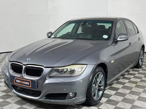 BMW 320i (E90) Auto II