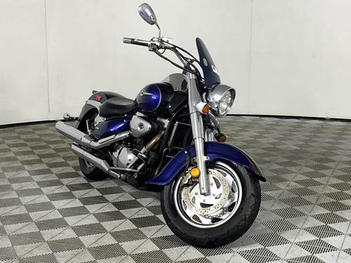 Suzuki Boulevard VL  800