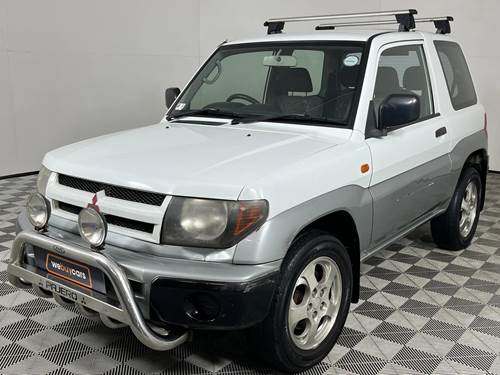 Mitsubishi Pajero iO 1.6 3 Door