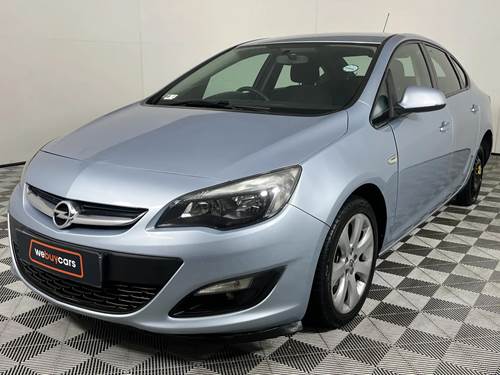 Opel Astra 1.4 Turbo Essentia Sedan Auto