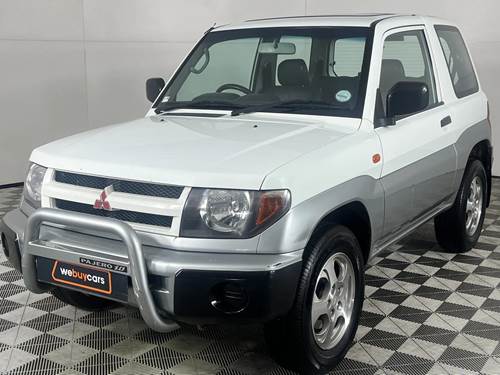 Mitsubishi Pajero iO 1.6 3 Door