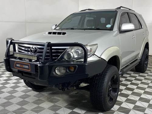 Toyota Fortuner III 2.5 D-4D VNT Raised Body