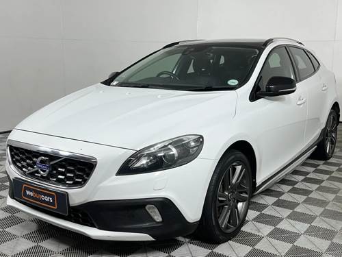 Volvo V40 Cross Country D3 Momentum Geartronic