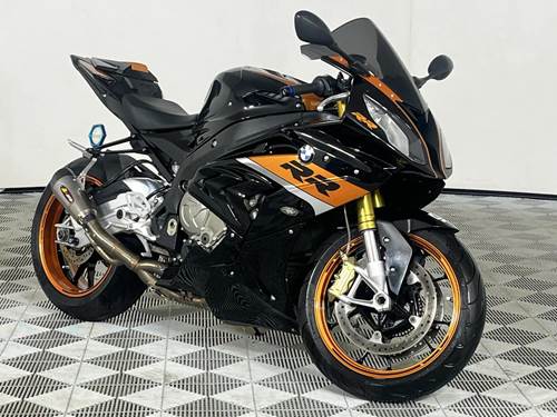 BMW S1000RR (146 kW)