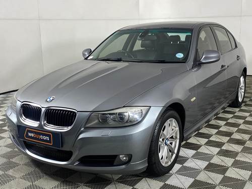 BMW 320i (E90) II