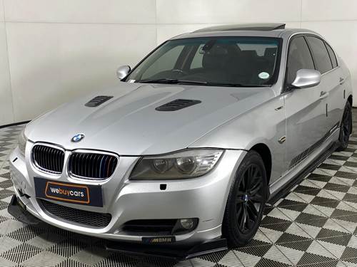 BMW 323i (E90) Auto II