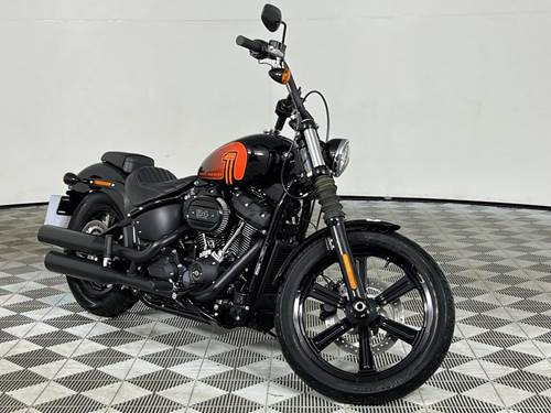 Harley-Davidson Softail Street Bob