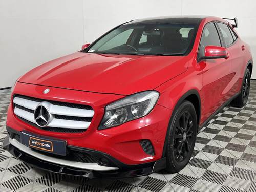 Mercedes Benz GLA 200 7G-Tronic