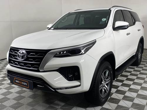 Toyota Fortuner V 2.4 GD-6 Raised Body Auto