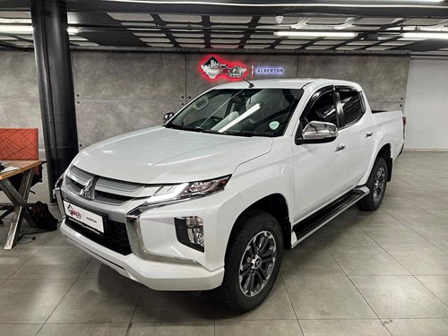 Mitsubishi Triton 2.4 Di-DC Double Cab Auto 4x4