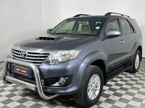 Toyota Fortuner III 2.5 D-4D VNT Raised Body