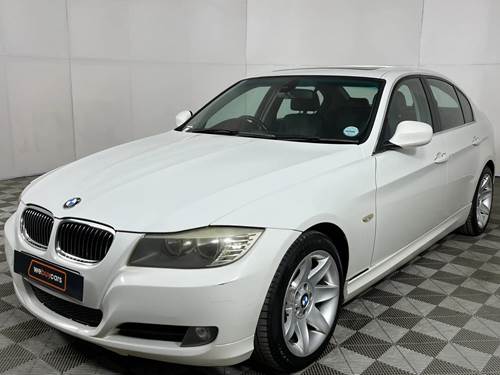 BMW 323i (E90) Auto II