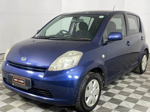 Daihatsu Sirion 1.3i (64 kW)