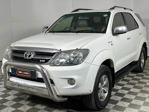 Toyota Fortuner I 4.0 V6 4X4 Auto