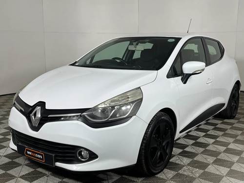 Renault Clio IV 900T (66kW) Expression 5 Door