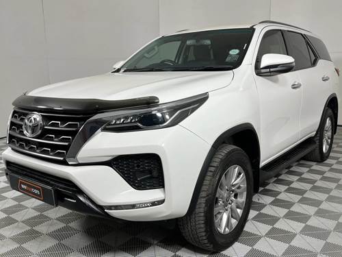 Toyota Fortuner V 2.8 GD-6 Raised Body Auto