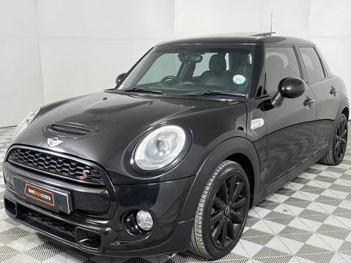 MINI Cooper S Mark IV (141 kW) (XS72) Steptronic 5 Doors