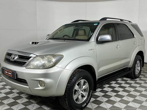 Toyota Fortuner I 3.0 D-4D Raised Body