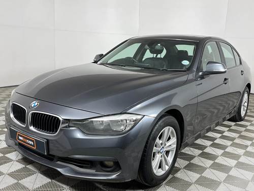 BMW 320i (F30) Auto