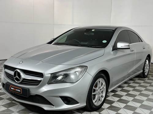 Mercedes Benz CLA 200 Auto