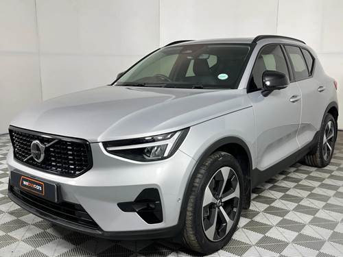 Volvo XC40 B5 Plus Dark Geartronic AWD