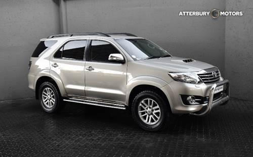 Toyota Fortuner III 3.0 D-4D 4x4 Auto